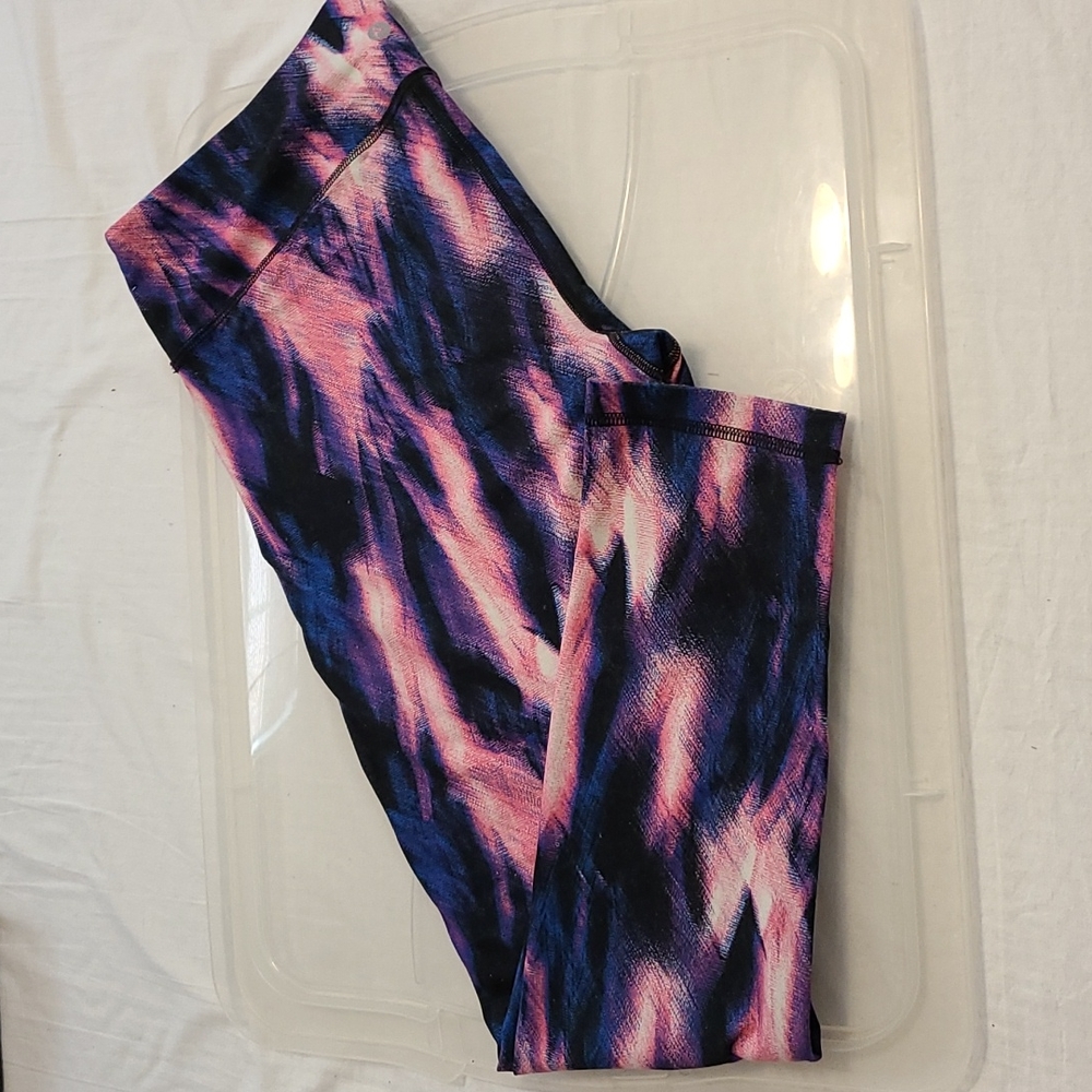 Athletic pants